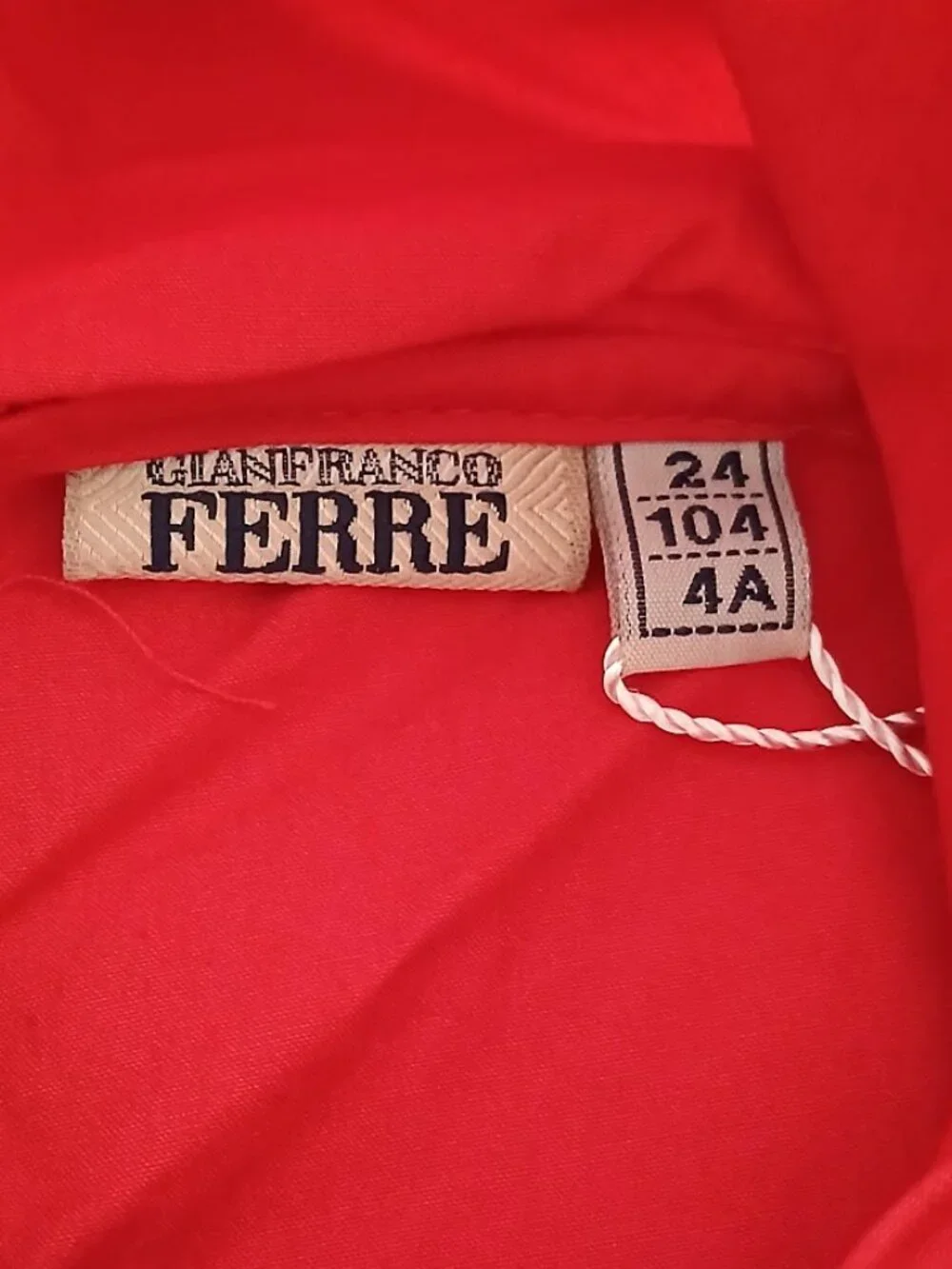 Gianfranco Ferre Baby Red 100% Cotton Hoody size 4 yrs - Picture 2 of 6